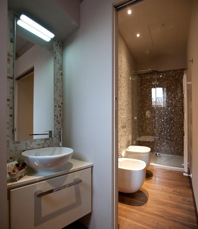 Vinoteca La Sacrestia Bed & Breakfast Alba  Rom bilde